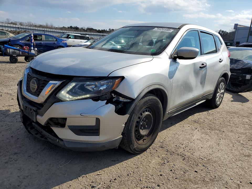 2018 NISSAN ROGUE — VIN KNMAT2MT1JP602006