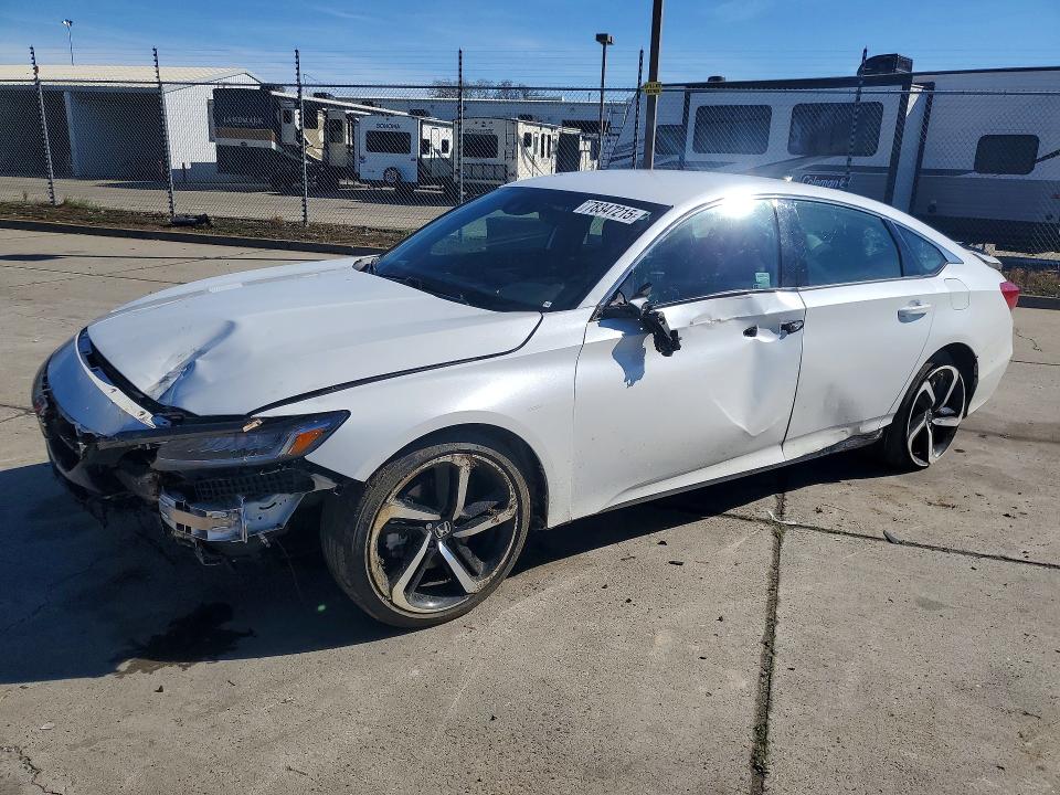 2022 HONDA ACCORD — VIN 1HGCV1F39NA123255