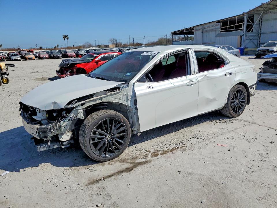 2022 TOYOTA CAMRY — VIN 4T1K61AK6NU026904