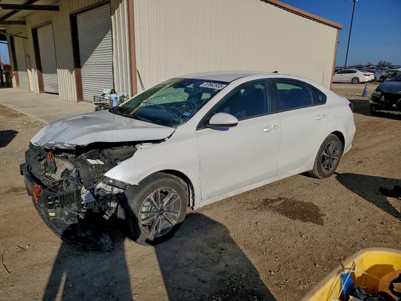 2024 KIA FORTE — VIN 3KPF24AD6RE781558