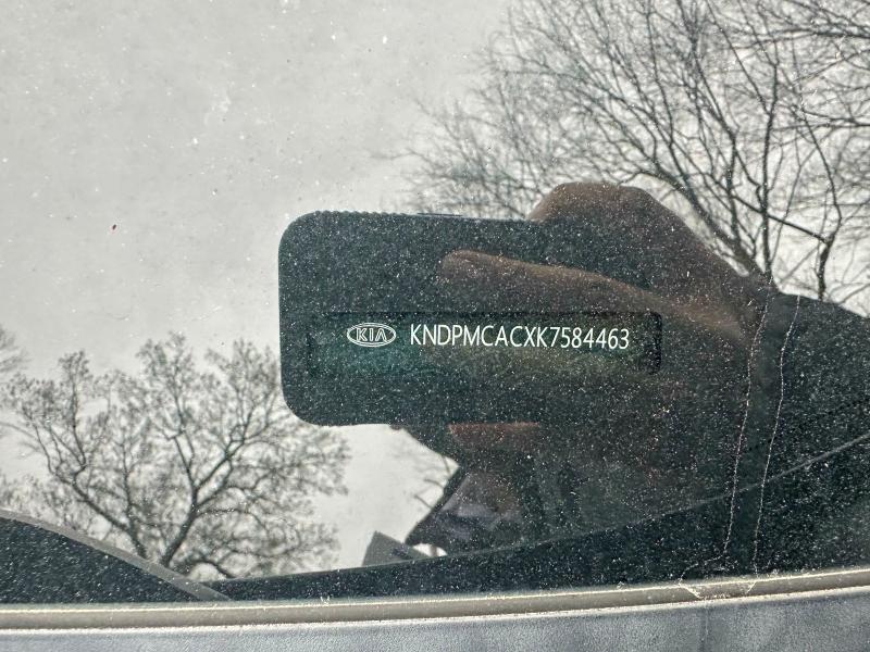 KNDPMCACXK7584463
