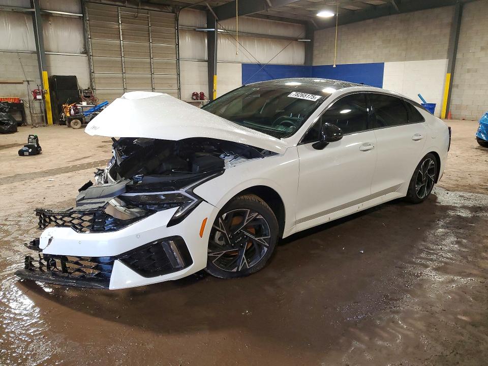 2025 KIA K5 — VIN KNAG64J73S5351696