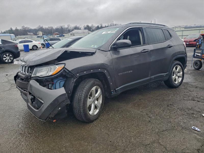 2019 JEEP COMPASS LA — VIN 3C4NJDBBXKT849485