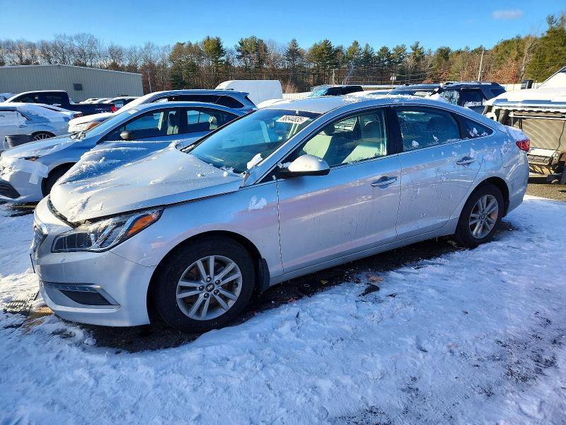 2015 HYUNDAI SONATA — VIN 5NPE24AF7FH157837