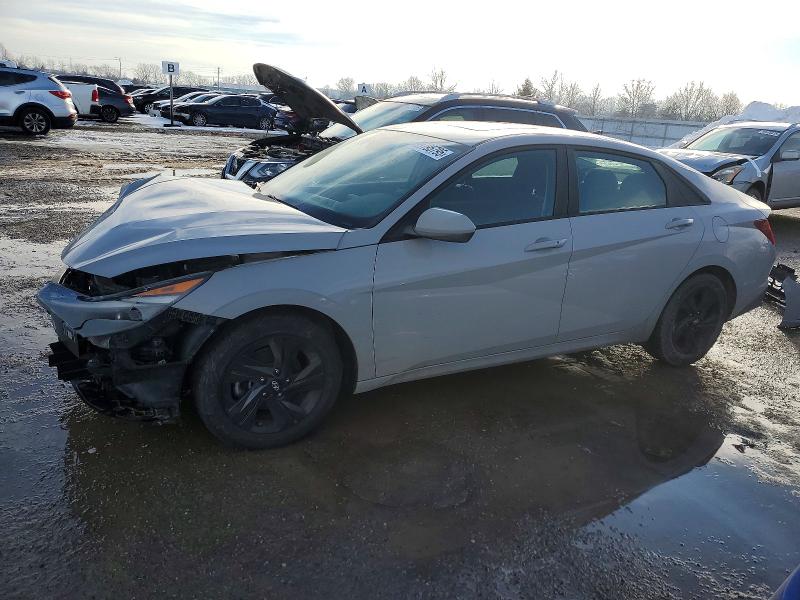 2022 HYUNDAI ELANTRA SE — VIN KMHLM4AG7NU353500