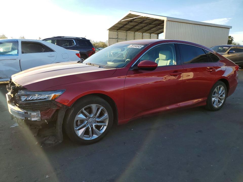 2018 HONDA ACCORD — VIN 1HGCV1F1XJA266675