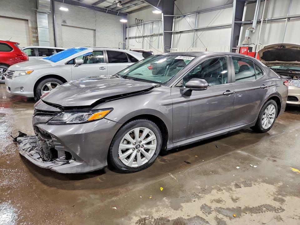 2019 TOYOTA CAMRY — VIN 4T1B11HK2KU856425