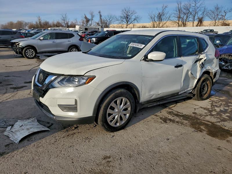 2018 NISSAN ROGUE — VIN 5N1AT2MT2JC770806