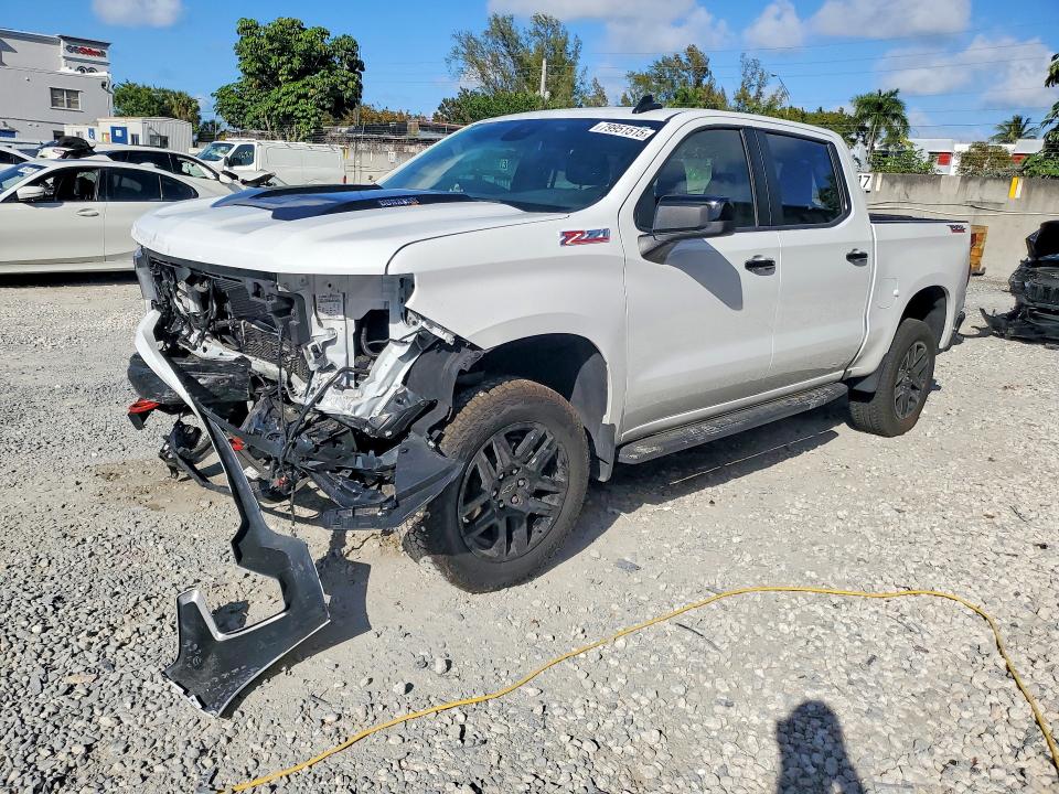 2026 CHEVROLET SILVERADO — VIN 3GCUKFE82TG109122