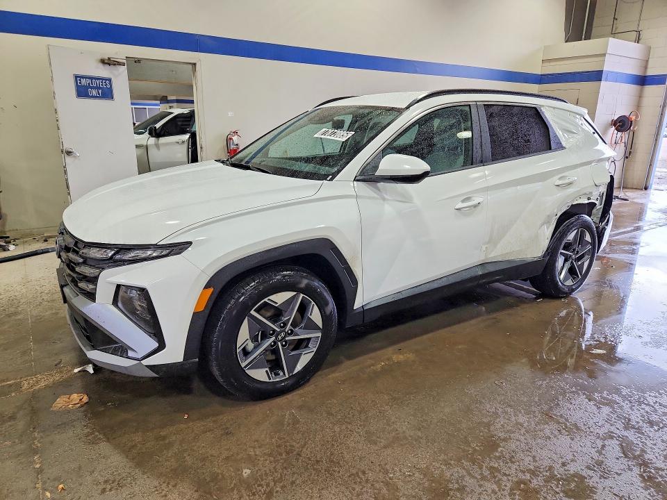 2026 HYUNDAI TUCSON — VIN 5NMJB3DE8TH639155