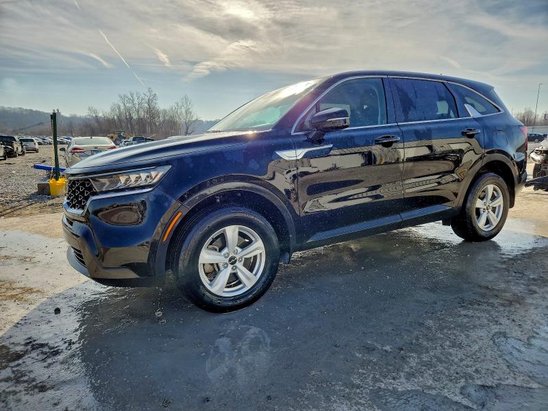 2022 KIA SORENTO LX — VIN 5XYRGDLC6NG125456