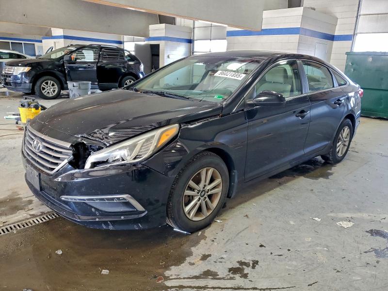 2015 HYUNDAI SONATA SE — VIN 5NPE24AF1FH227123