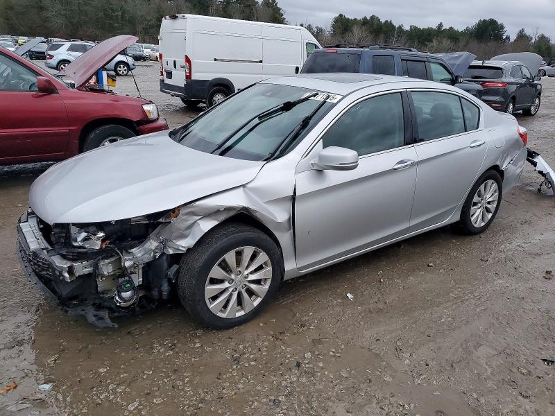 2015 HONDA ACCORD — VIN 1HGCR3F80FA021288