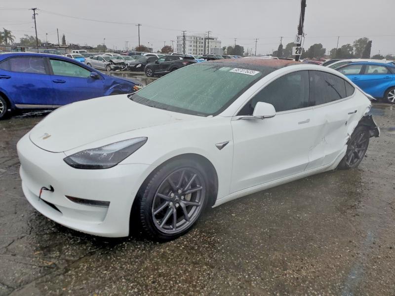 2018 TESLA MODEL 3 — VIN 5YJ3E1EB8JF073862