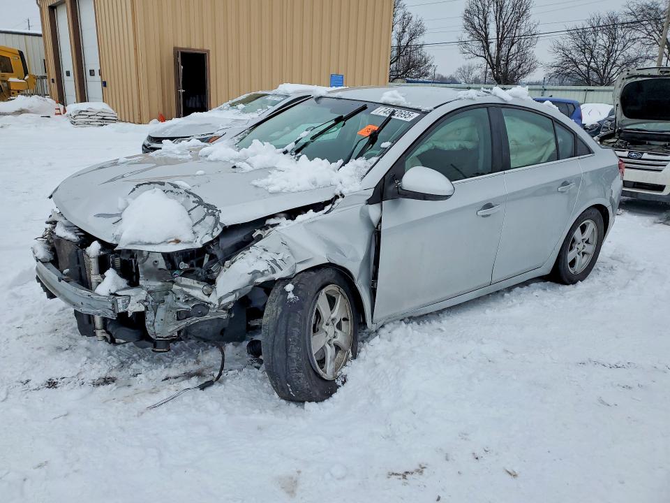 2016 CHEVROLET CRUZE LIMITED — VIN 1G1PE5SB3G7126293