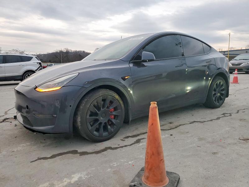 2021 TESLA MODEL Y — VIN 5YJYGDEE3MF203675
