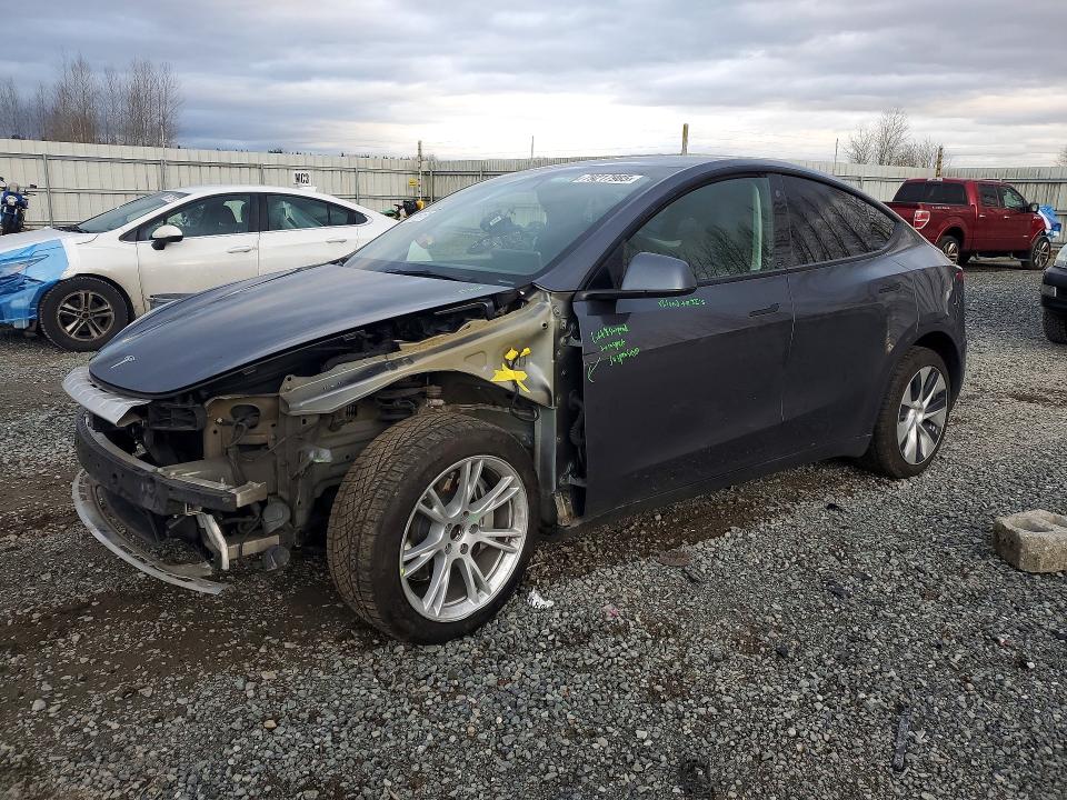 2021 TESLA MODEL Y — VIN 5YJYGDEE4MF180861