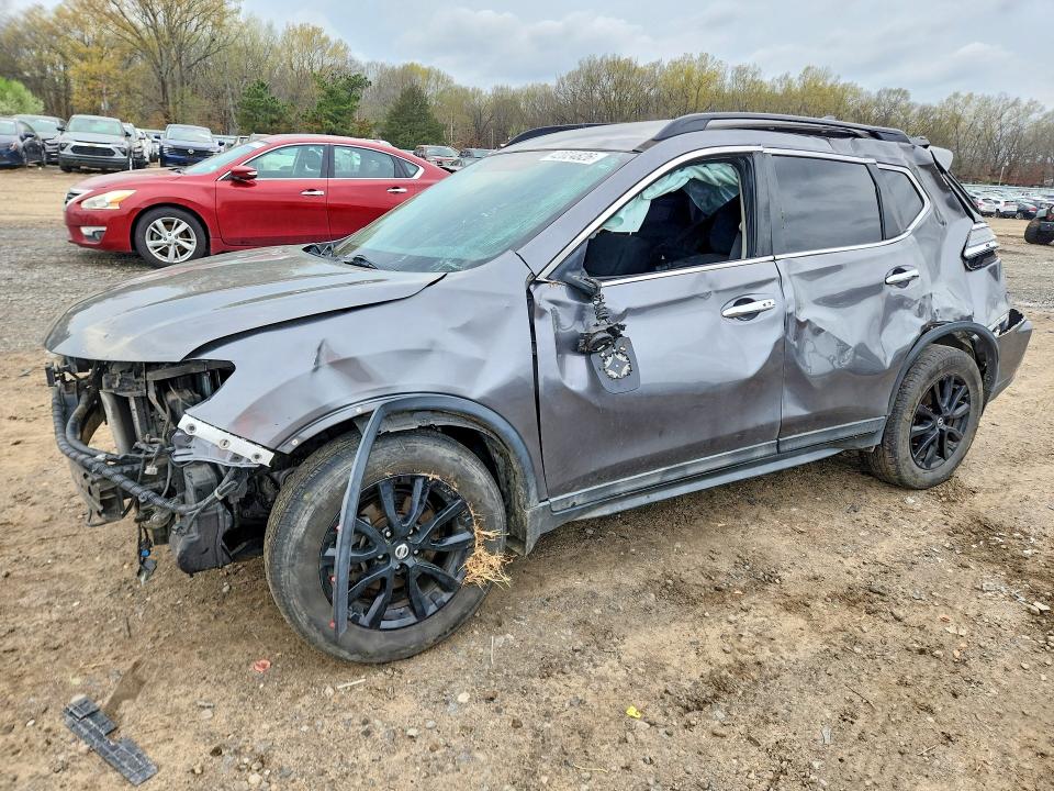 2017 NISSAN ROGUE — VIN 5N1AT2MV0HC848205