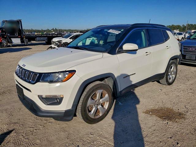 2018 JEEP COMPASS LA — VIN 3C4NJCBB7JT182450