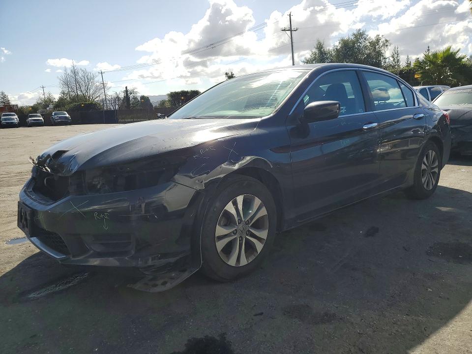 2015 HONDA ACCORD — VIN 1HGCR2F33FA139320