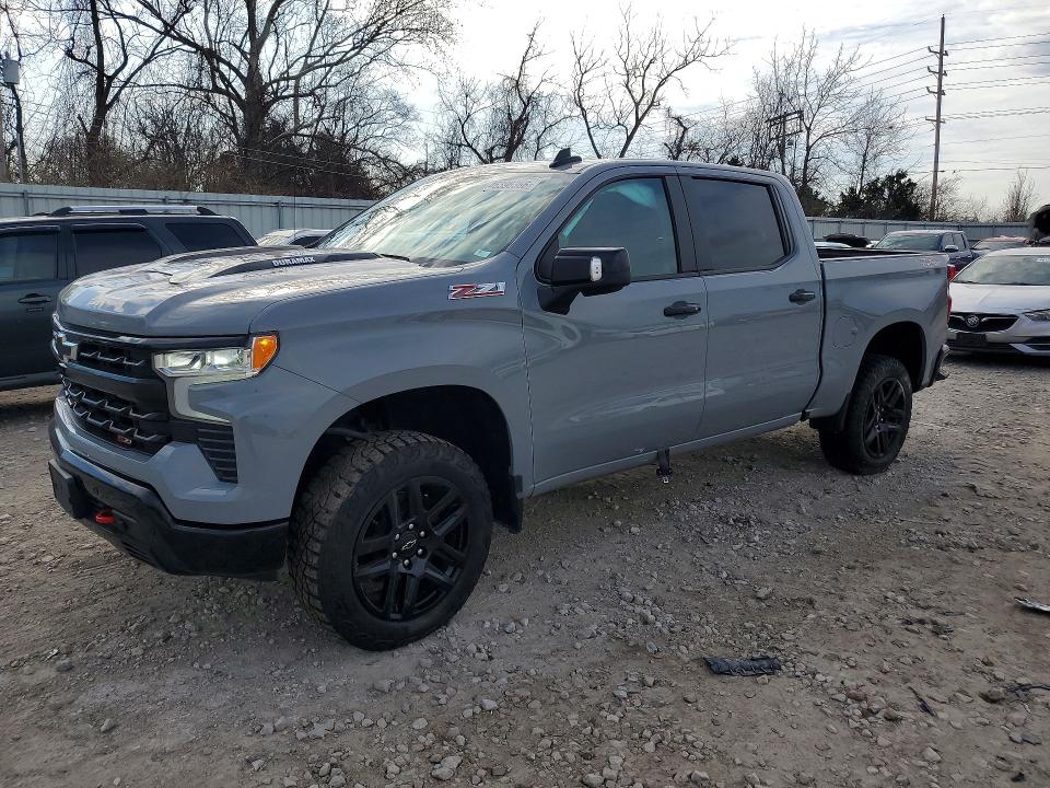 2024 CHEVROLET SILVERADO — VIN 3GCUDFE86RG423049