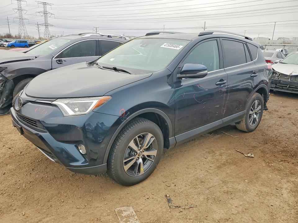 2018 TOYOTA RAV4 — VIN 2T3RFREVXJW699360