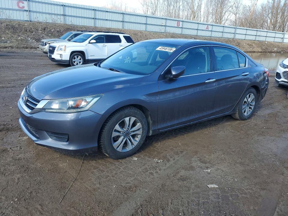 2015 HONDA ACCORD — VIN 1HGCR2F33FA137910