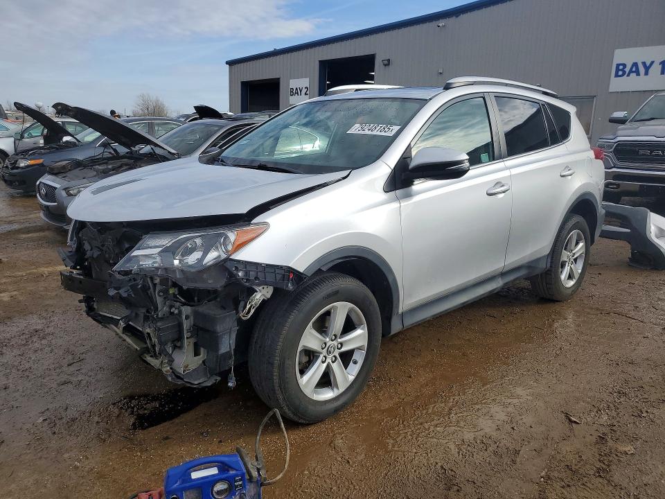 2015 TOYOTA RAV4 — VIN 2T3WFREVXFW132141