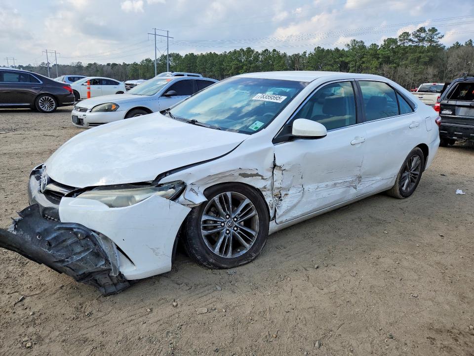 2015 TOYOTA CAMRY — VIN 4T1BF1FK1FU061845