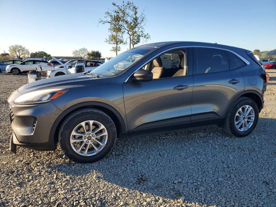 2022 FORD ESCAPE — VIN 1FMCU9BZ5NUA60661