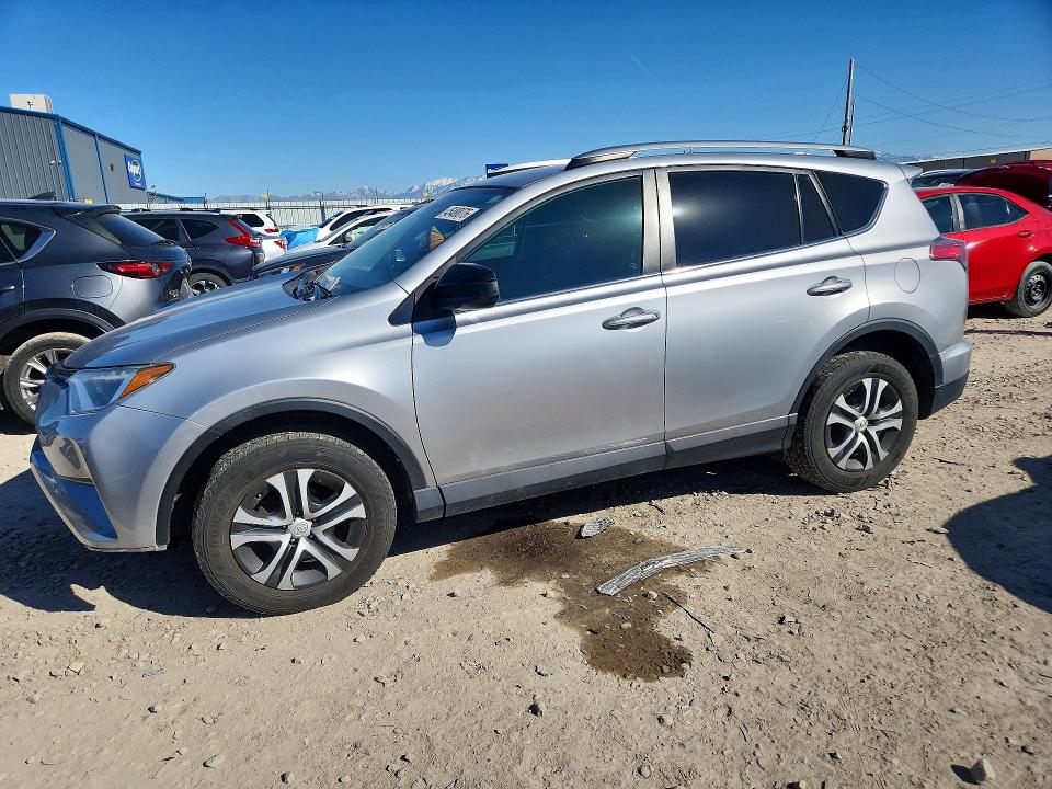 2017 TOYOTA RAV4 — VIN 2T3BFREV1HW663200