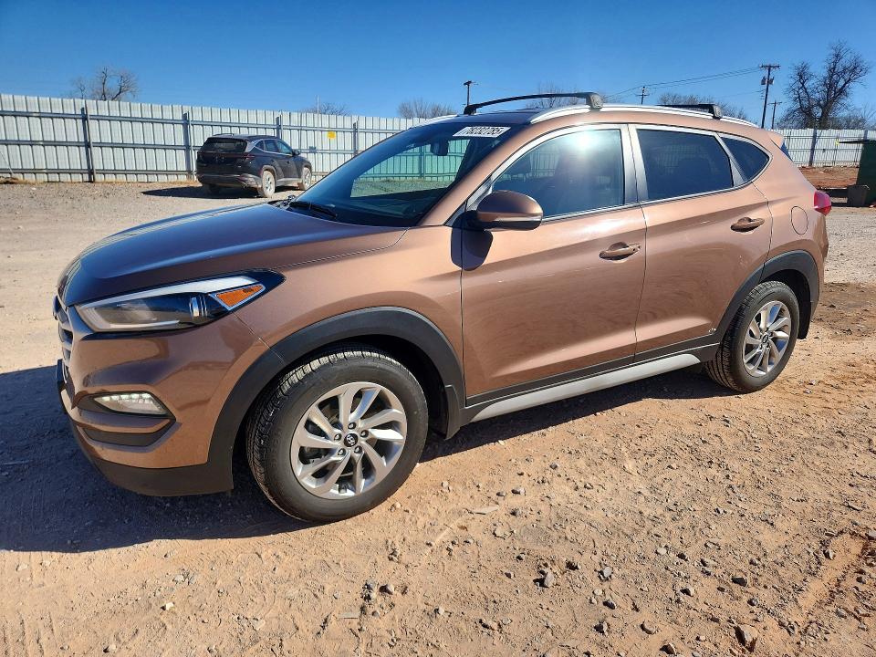 2017 HYUNDAI TUCSON — VIN KM8J3CA46HU404130