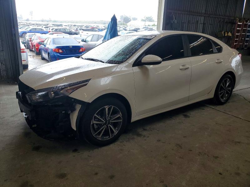 2024 KIA FORTE — VIN 3KPF24AD3RE737646