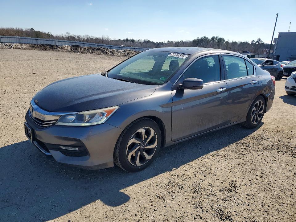 2017 HONDA ACCORD — VIN 1HGCR2F79HA182453