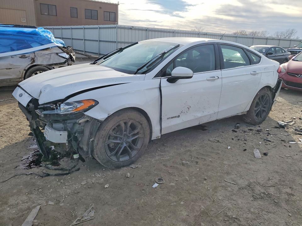 2018 FORD FUSION — VIN 3FA6P0LUXJR206390