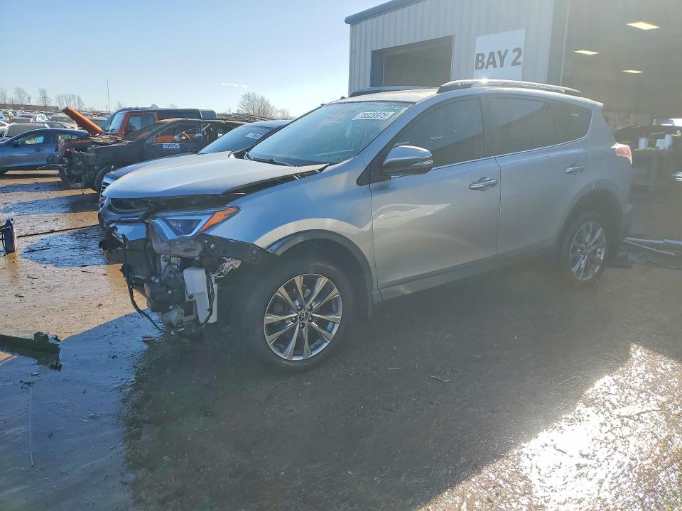 2018 TOYOTA RAV4 — VIN JTMDFREV9JD238190
