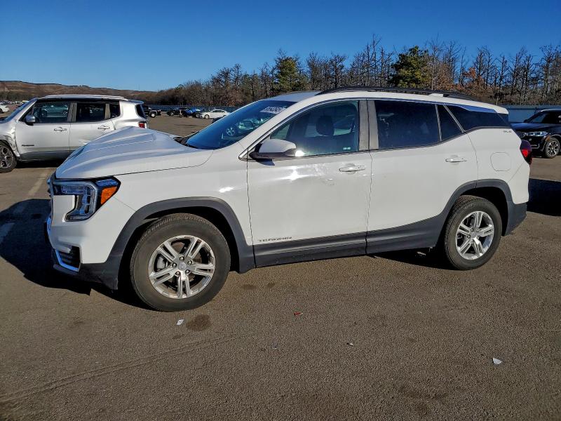 2024 GMC TERRAIN SL — VIN 3GKALTEG4RL122447