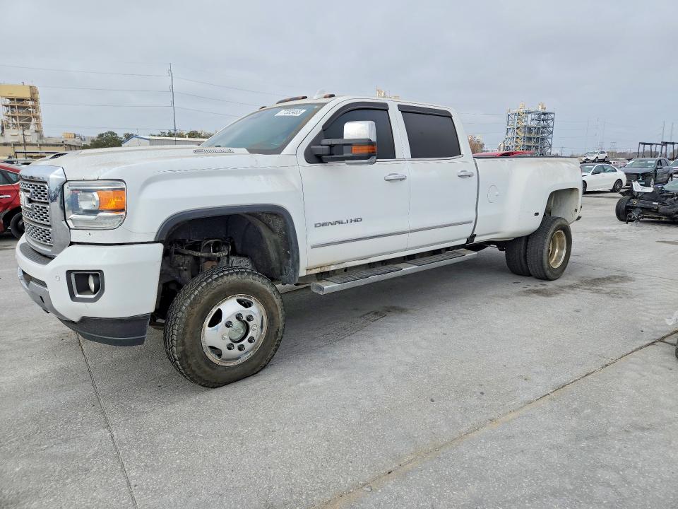 2018 GMC SIERRA — VIN 1GT42YEYXJF277228
