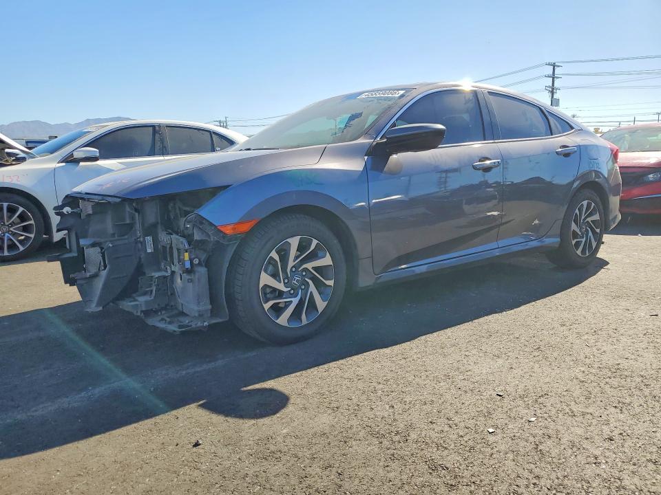 2018 HONDA CIVIC — VIN 2HGFC2F71JH588278