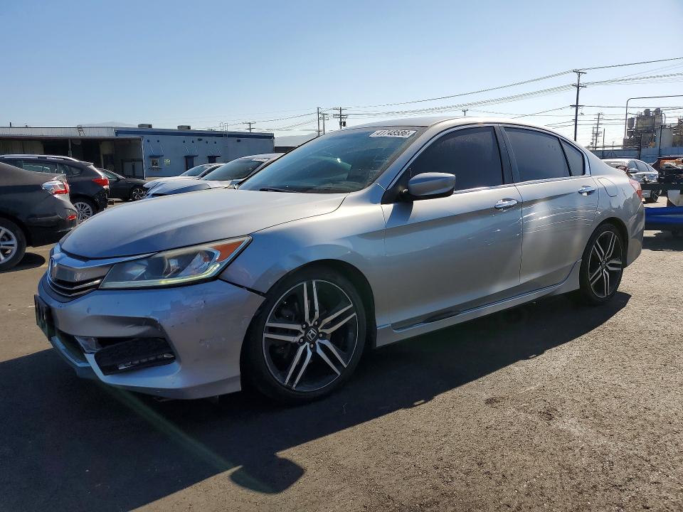 2017 HONDA ACCORD — VIN 1HGCR2F5XHA228175