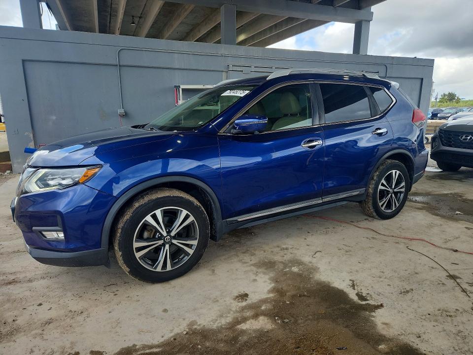 2018 NISSAN ROGUE — VIN 5N1AT2MV1JC786139