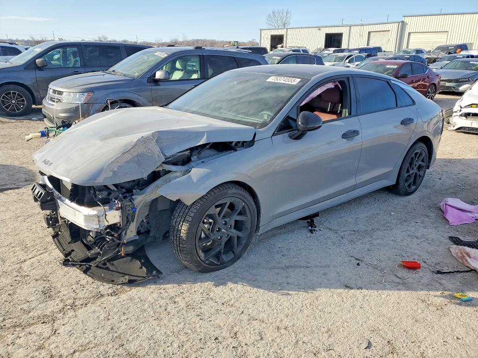 2026 KIA K5 — VIN KNAG64J71T5431550
