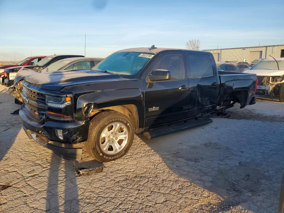 2018 CHEVROLET SILVERADO — VIN 3GCUKREC4JG620625