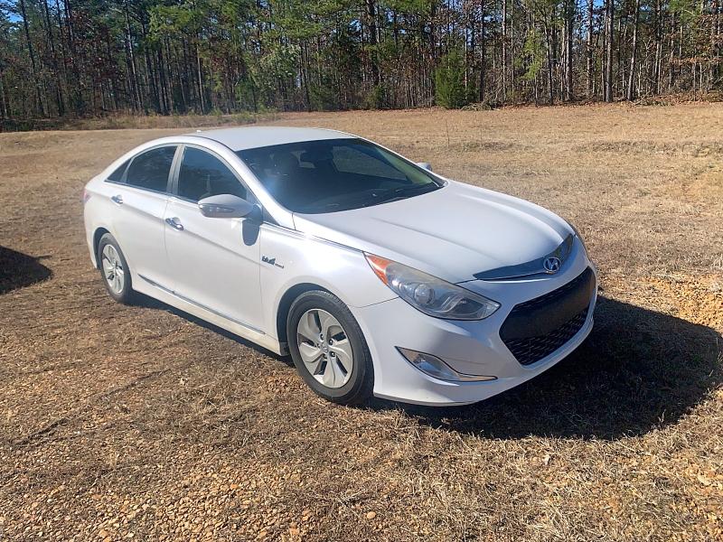 2015 HYUNDAI SONATA — VIN KMHEC4A40FA128520