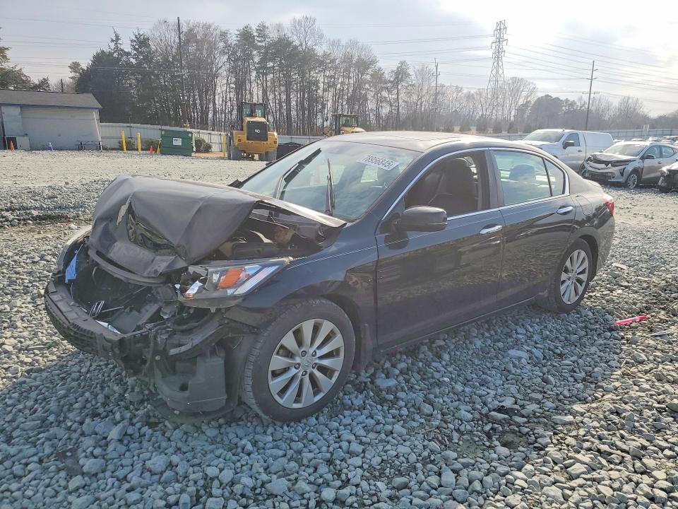 2015 HONDA ACCORD — VIN 1HGCR2F82FA174829