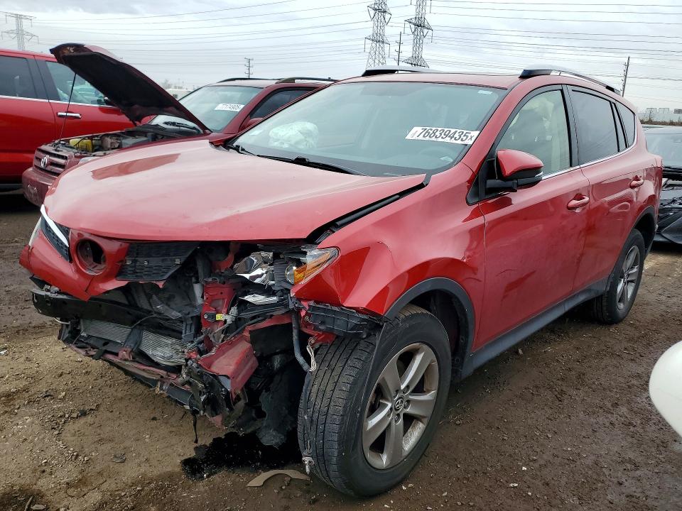 2015 TOYOTA RAV4 — VIN JTMRFREV3FD146926
