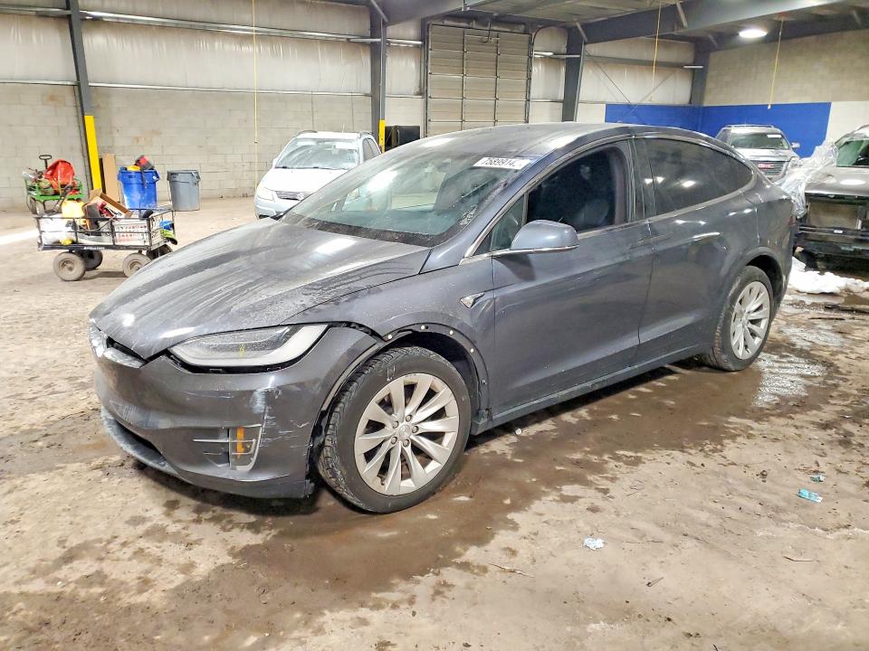 2020 TESLA MODEL X — VIN 5YJXCBE20LF253059