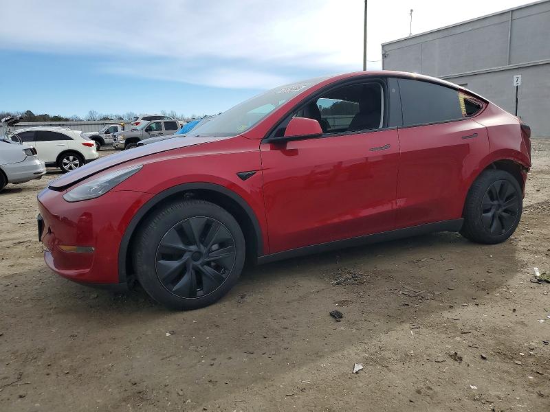 2024 TESLA MODEL Y — VIN 7SAYGDEE1RA317911