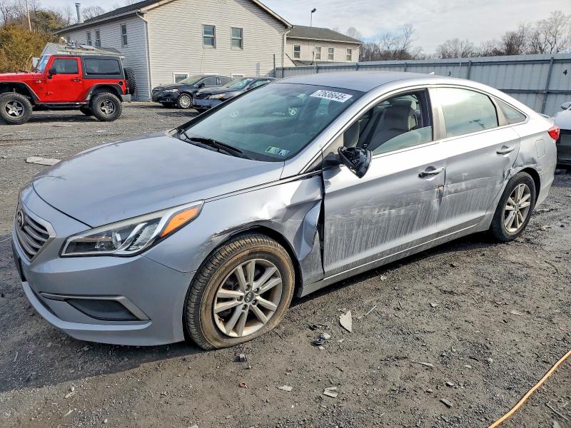 2016 HYUNDAI SONATA SE — VIN 5NPE24AF0GH366015