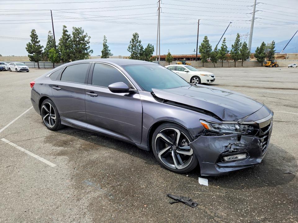 1HGCV1F30LA137218